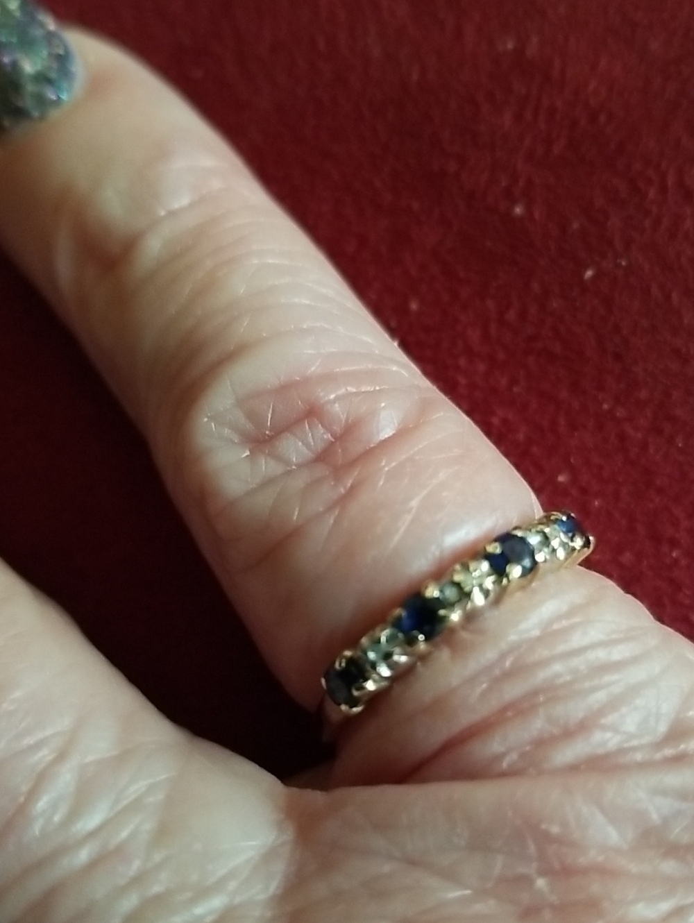 10K gold band with alternating Sapphires and Diamonds. - Picture 7 of 8